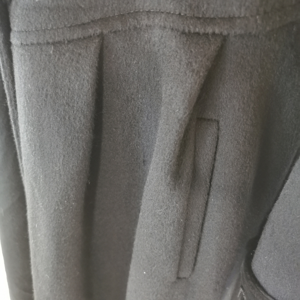 Gothic Victorian Black Women's Cape-Back Coat - Picture 6 of 12